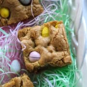 Close up of an easter egg blondie in a basket.