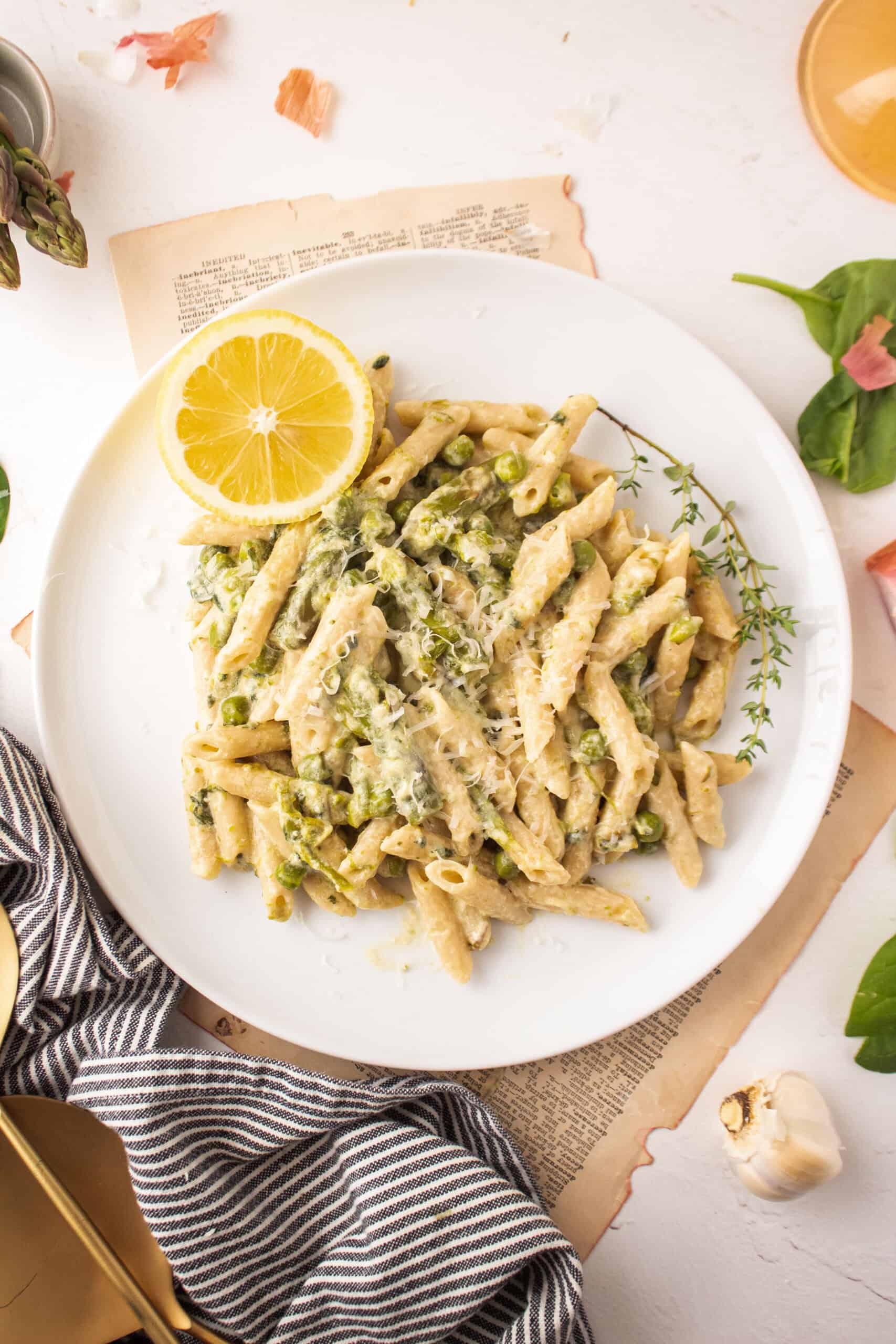 One Pot Pasta with Asparagus and Spinach-image