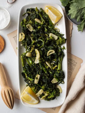 Saut&eacute;ed broccoli rabe with garlic, lemon, and olive oil for healthy eating.